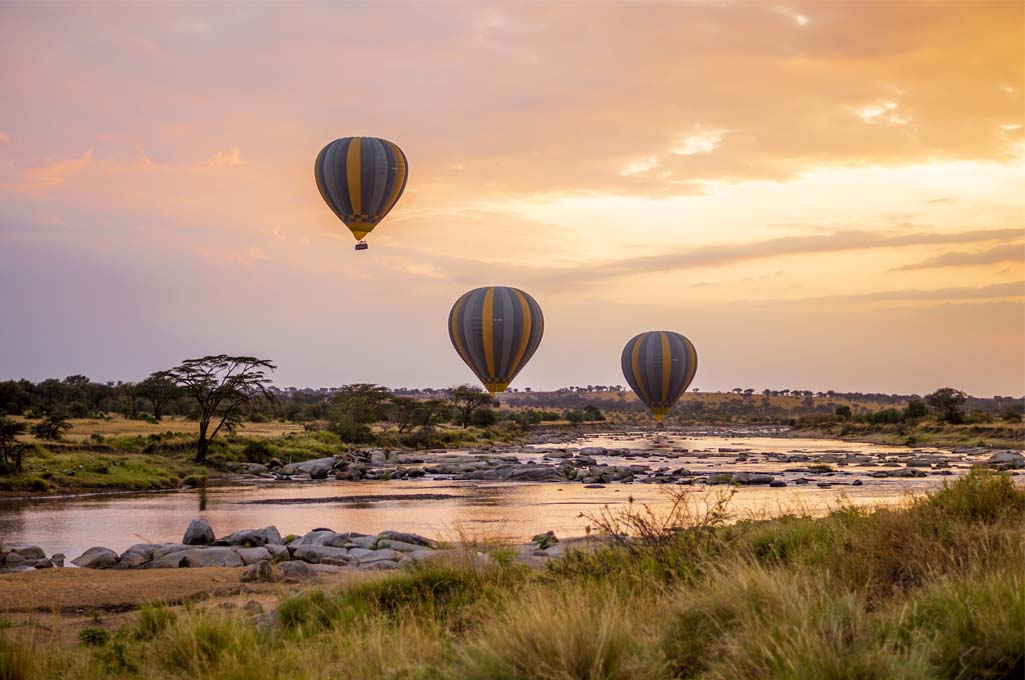 Hot air balloon over Serengeti